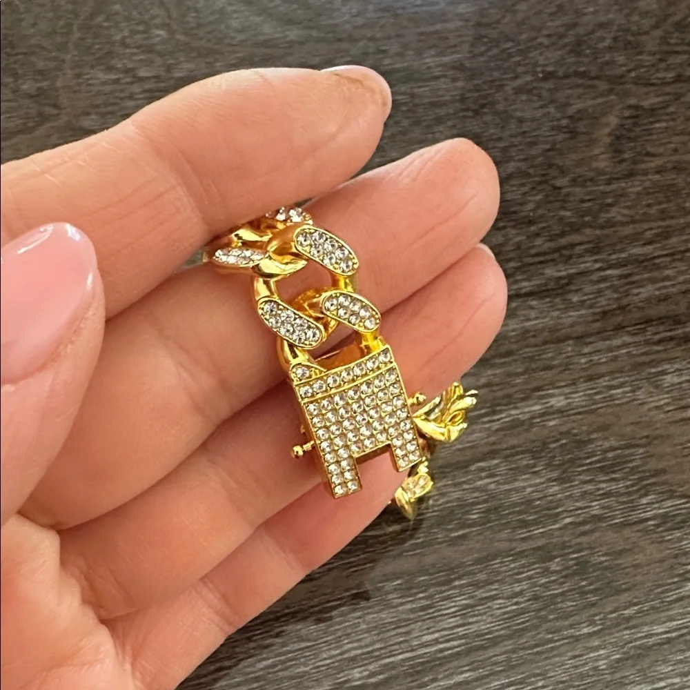 Luxury Gold Dog Collar with Rhinestones